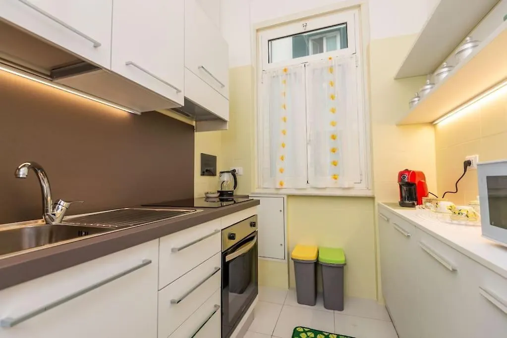 Casa Lidia In Zona Strategica Apartment Genoa