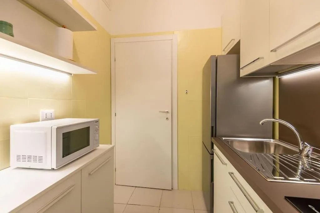 Apartmán Casa Lidia In Zona Strategica Janov 0*,